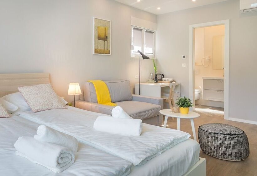 Panzió 4 Elements Old Town Views Rooms