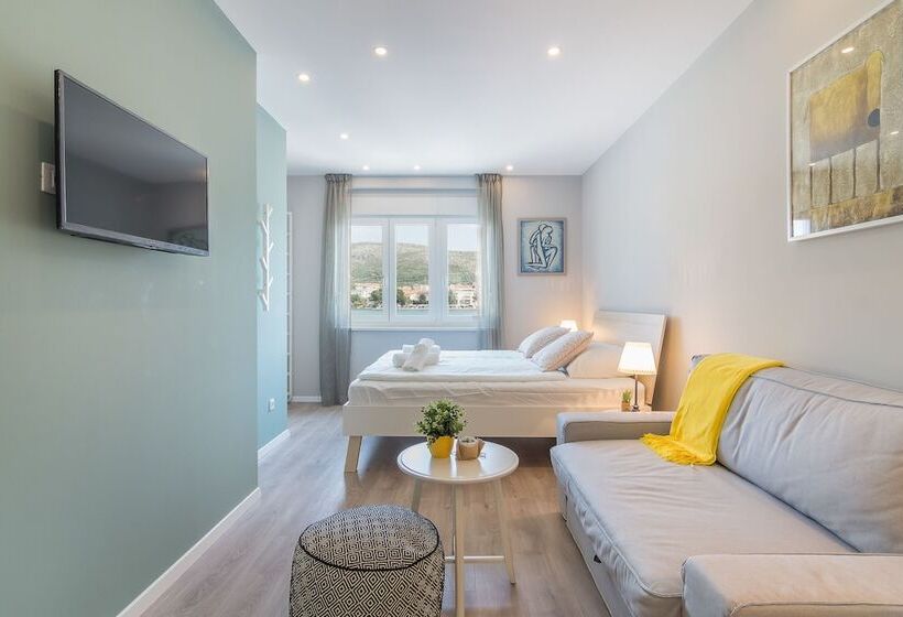 Panzió 4 Elements Old Town Views Rooms