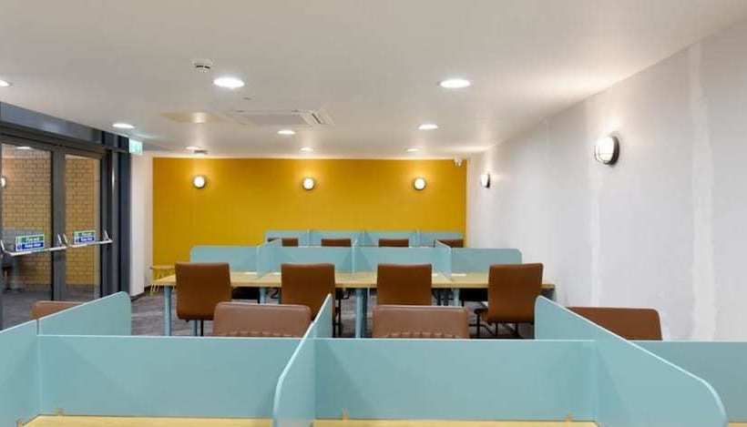 Pensiune Dobbie S Point Campus Accommodation