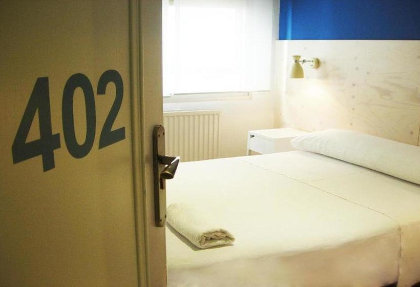 פנסיון Monjes De La Biblioteca