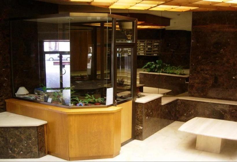 פנסיון Monjes De La Biblioteca