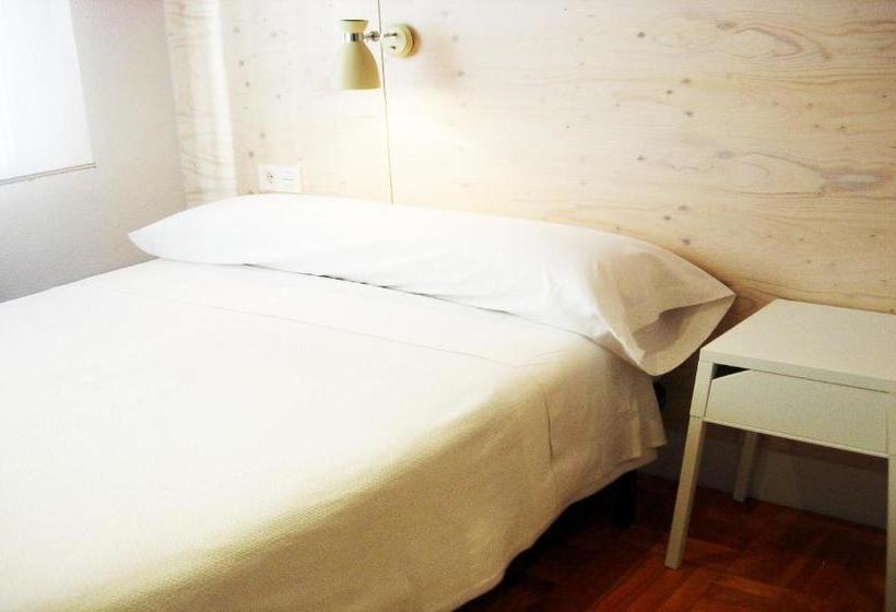 פנסיון Monjes De La Biblioteca