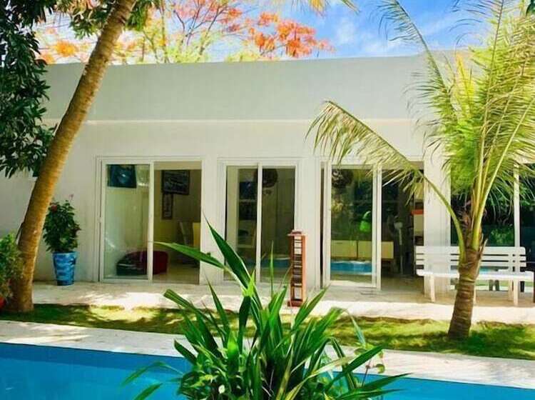 پانسیون Saly International House