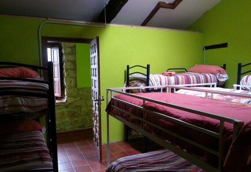 فندق صغير Alojamiento Rural Cabuerniaventura