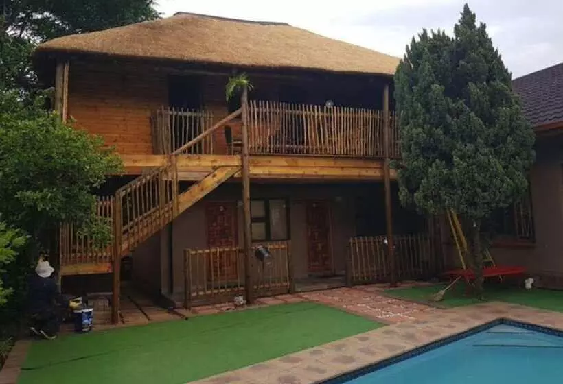 ベッドアンドブレックファースト Lauren Palace Guest House