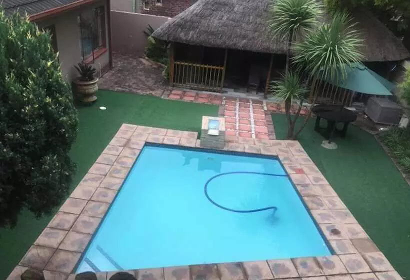 ベッドアンドブレックファースト Lauren Palace Guest House