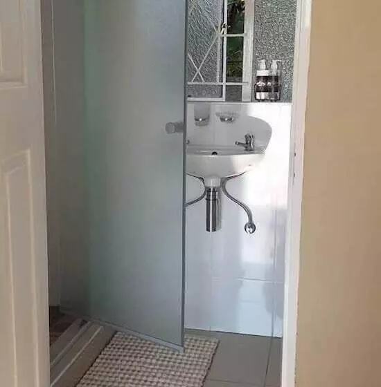 ベッドアンドブレックファースト Lauren Palace Guest House