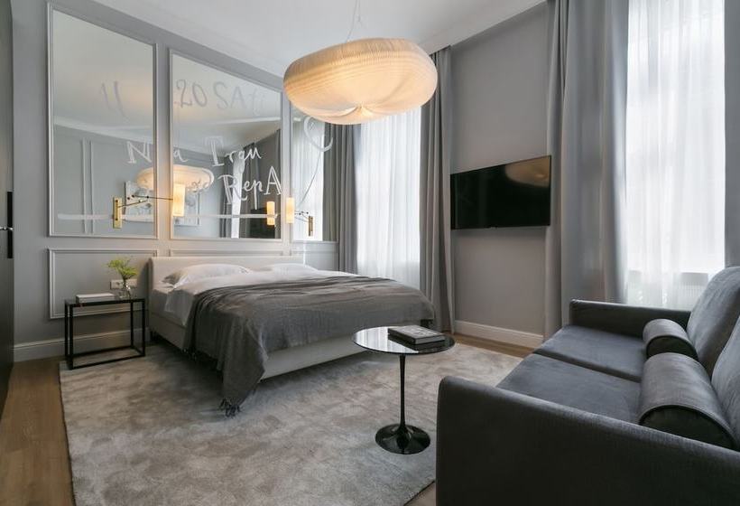 Bumblebee Luxury Apartments