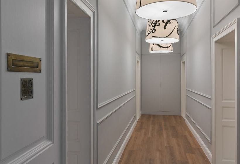 Bumblebee Luxury Apartments