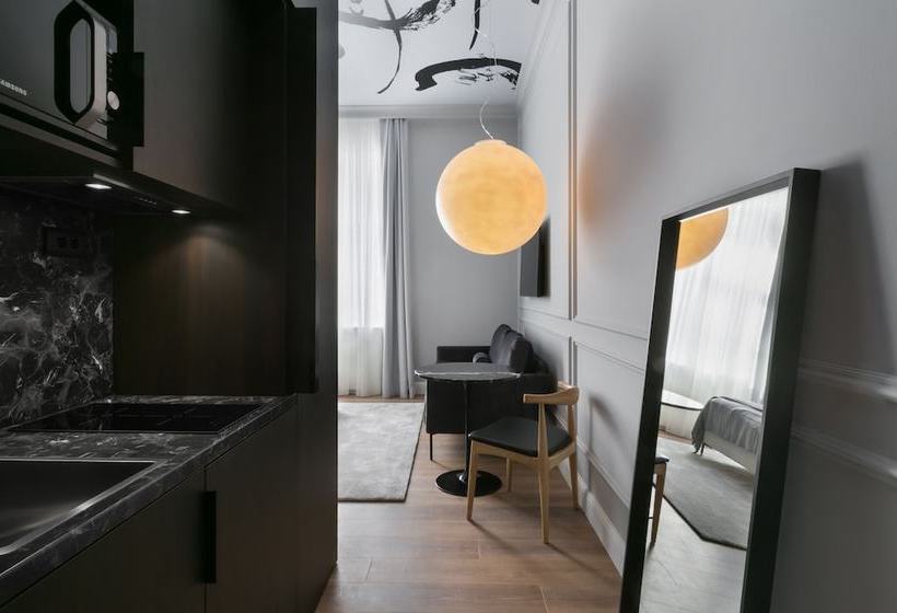 Bumblebee Luxury Apartments