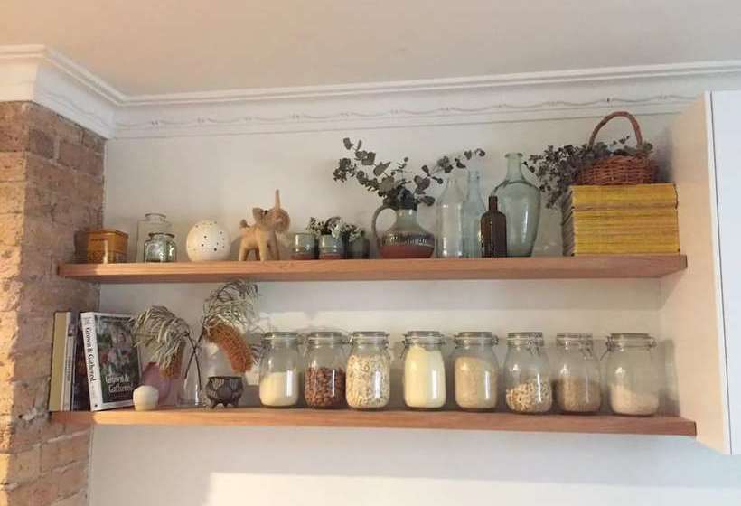 Charming Cottage With Leafy Courtyard