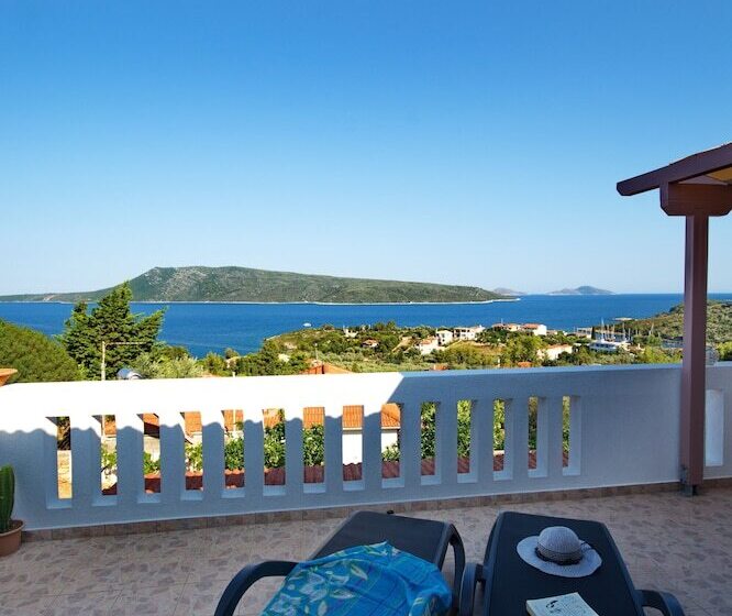 هتل Agnantema Villas