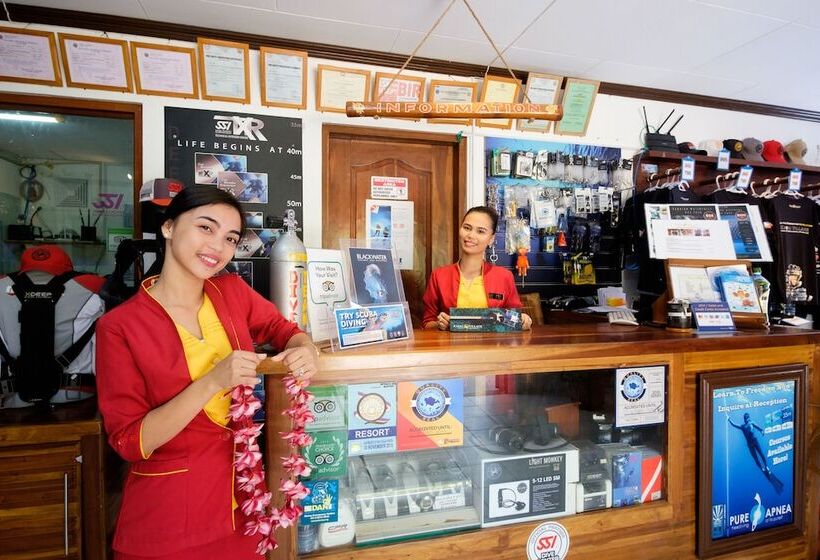 Szálloda Kasai Village Dive Resort