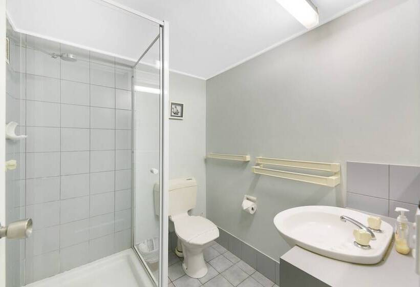 Ocean Shores 2   2/60 64 Peregian Esplanade