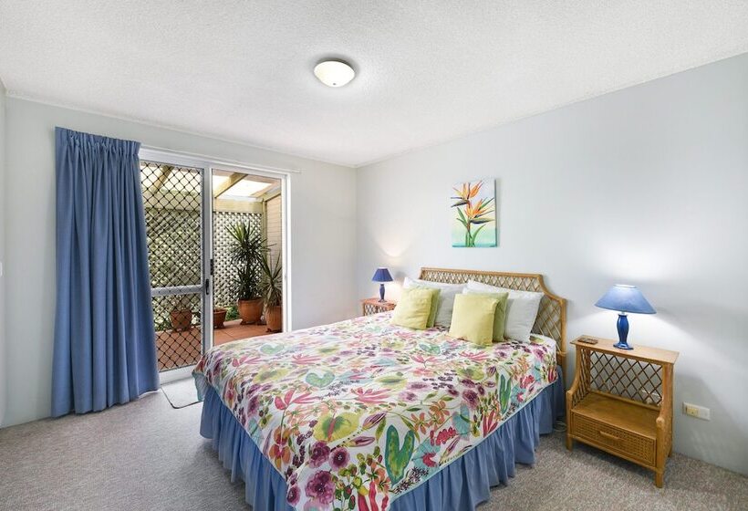 Ocean Shores 2   2/60 64 Peregian Esplanade