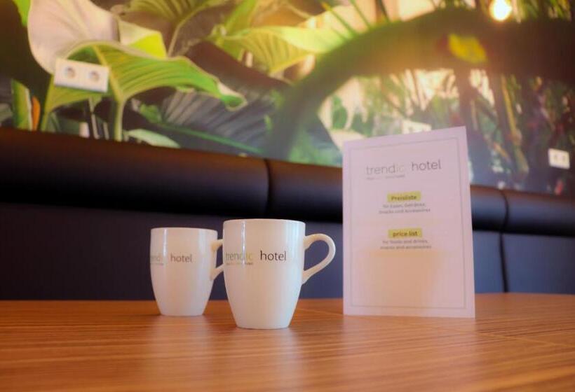 פנסיון Trendic