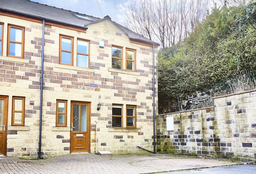 Royal Calderdale Lodge