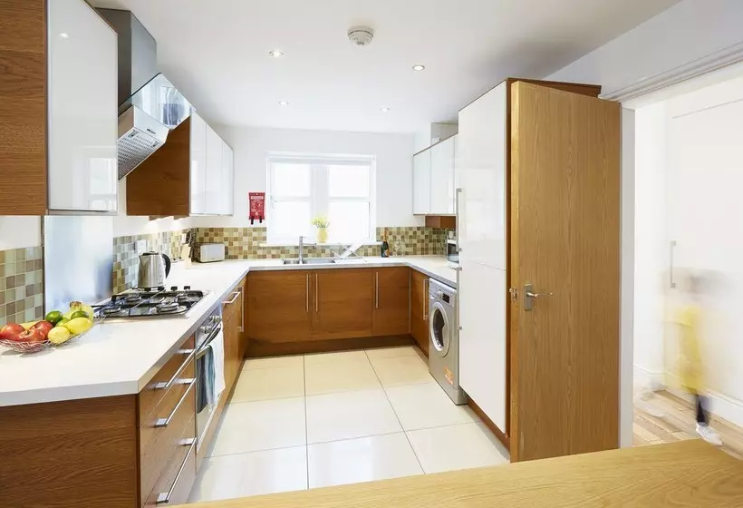 Royal Calderdale Lodge