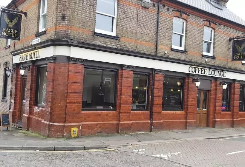 Eagle Hotel Luton Airport