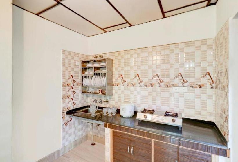 펜션 Oyo Home 68553 Peaceful Family Suite Dharamshala