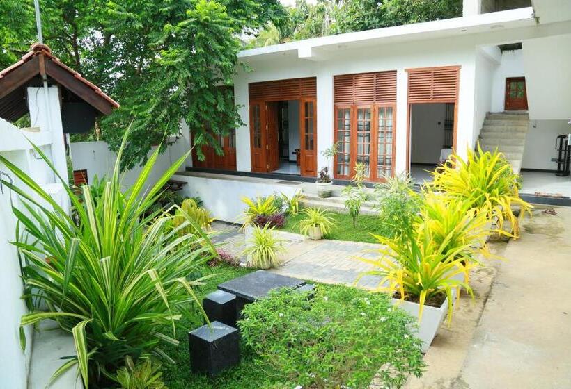 بنسيون Verona D' Oro