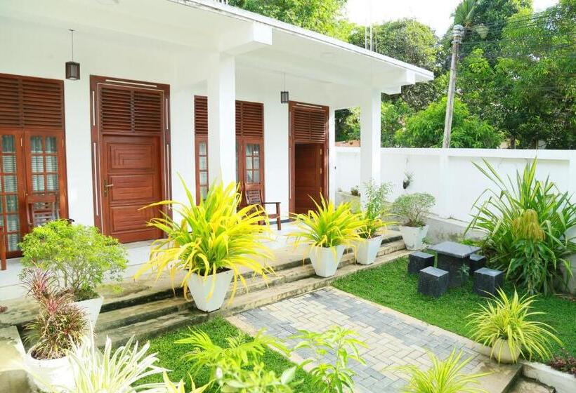 بنسيون Verona D' Oro