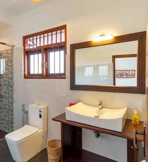 مبيت وإفطار Brixia Cafe & Guest