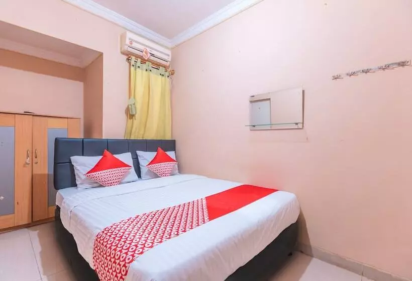 ホテル Mulia Raja Kost Near Eka Hospital Bsd