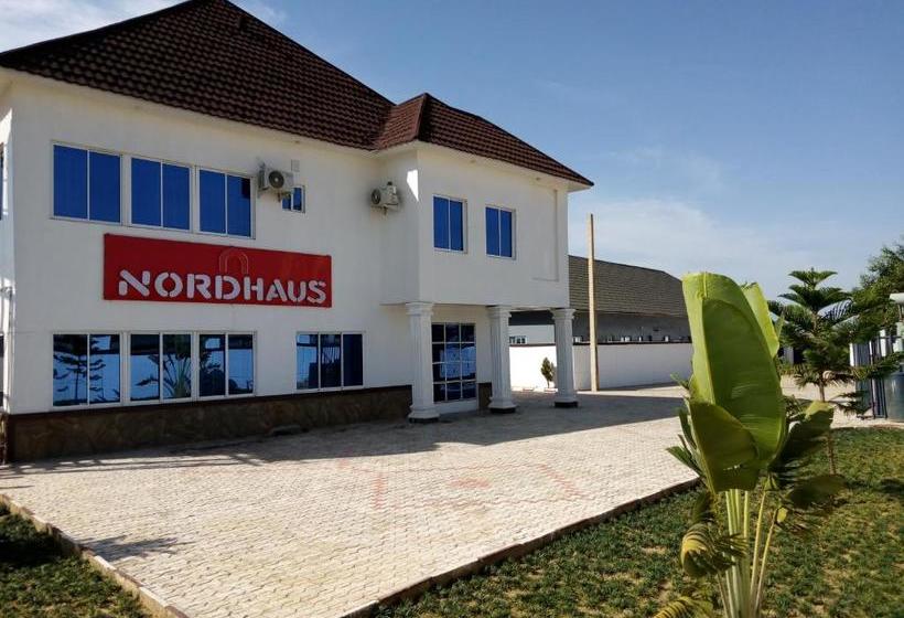 هتل Nordhaus Suites Garden And Tours