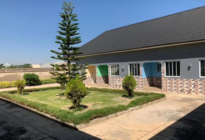 هتل Nordhaus Suites Garden And Tours