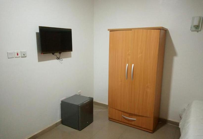 هتل Nordhaus Suites Garden And Tours