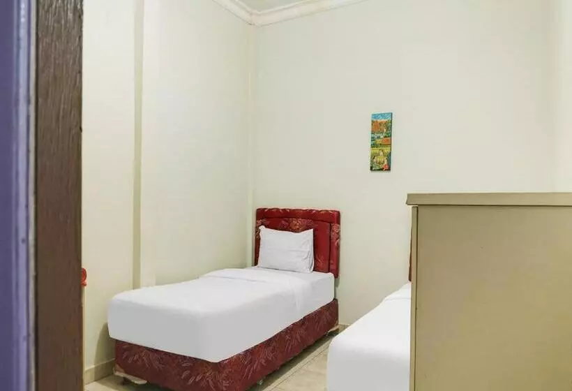 ホテル Oyo 2872 Garuda Guest House