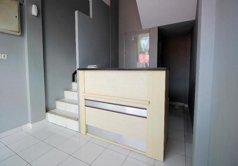 Spot On 2842 Hotel Rindu