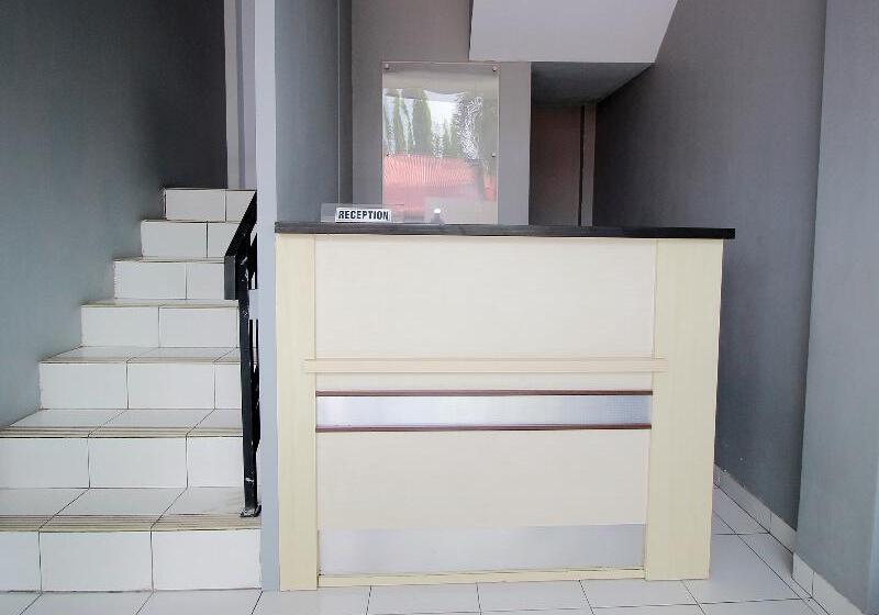 Spot On 2842 Hotel Rindu