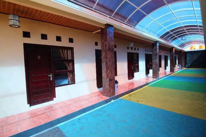 ホテル Reddoorz Syariah Near Unila