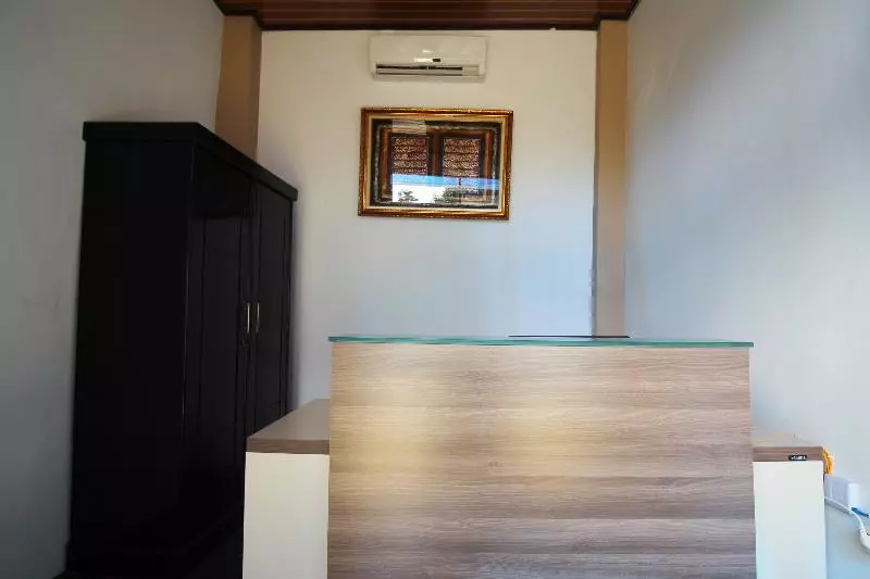 ホテル Reddoorz Syariah Near Unila