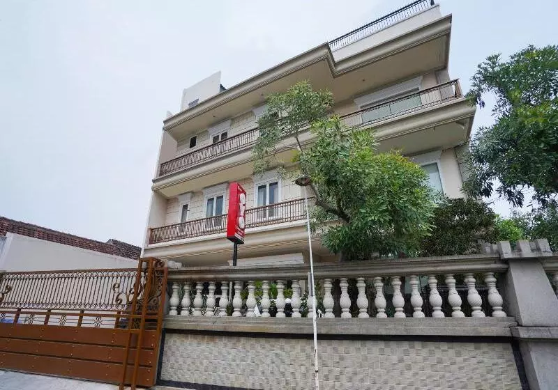 ホテル Oyo 2680 Zeidan House