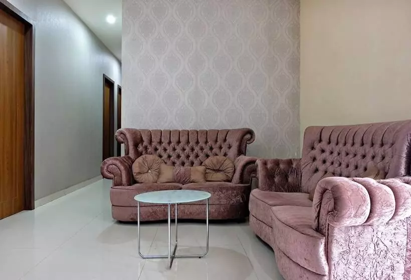 ホテル Oyo 2691 Asokanori Residence
