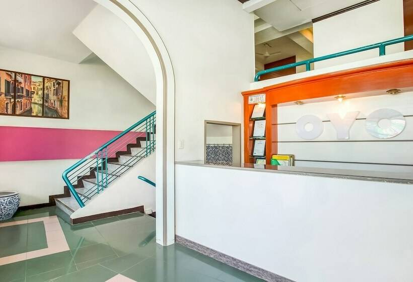 בית מלון כפרי Oyo 496 D Abirus Inn