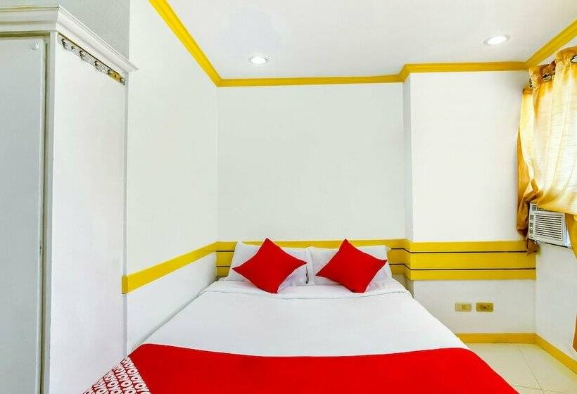 בית מלון כפרי Oyo 496 D Abirus Inn