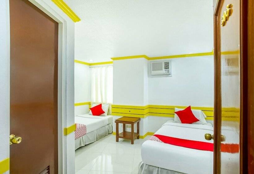 בית מלון כפרי Oyo 496 D Abirus Inn