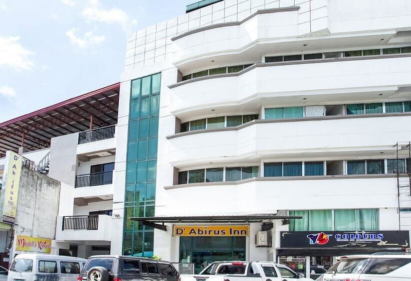 בית מלון כפרי Oyo 496 D Abirus Inn