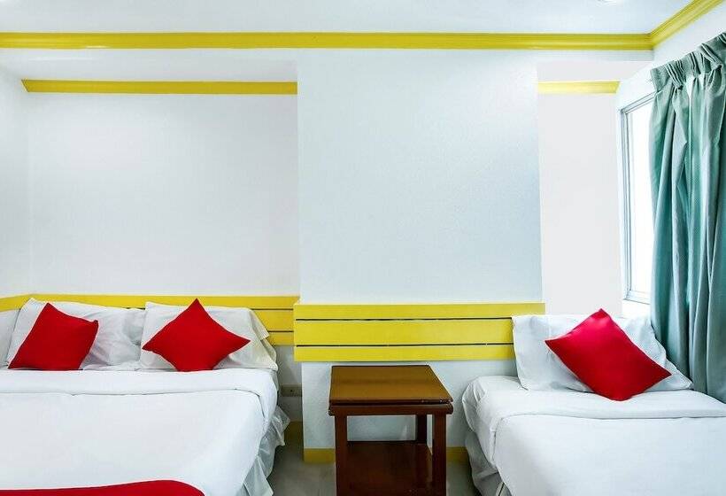 בית מלון כפרי Oyo 496 D Abirus Inn