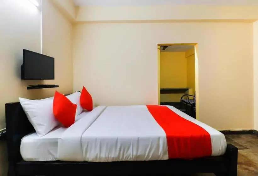 Hotelli Oyo 65533 Elite Suites