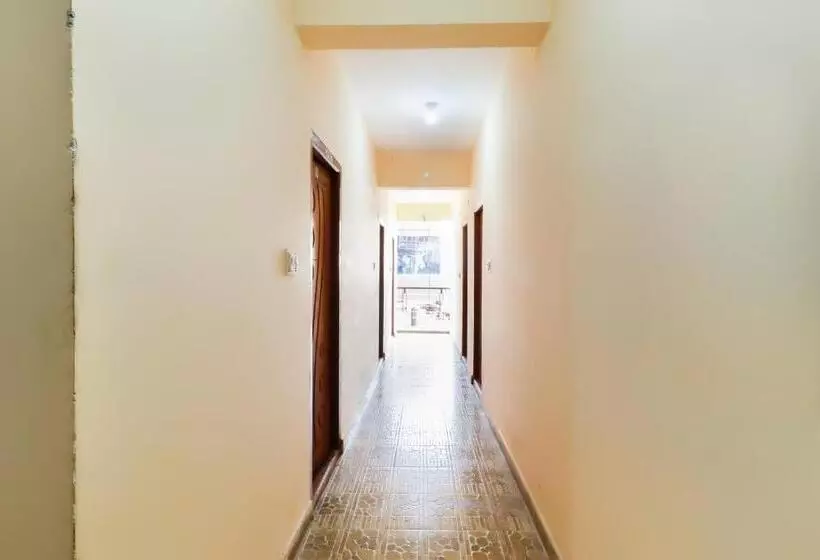 Hotelli Oyo 65533 Elite Suites
