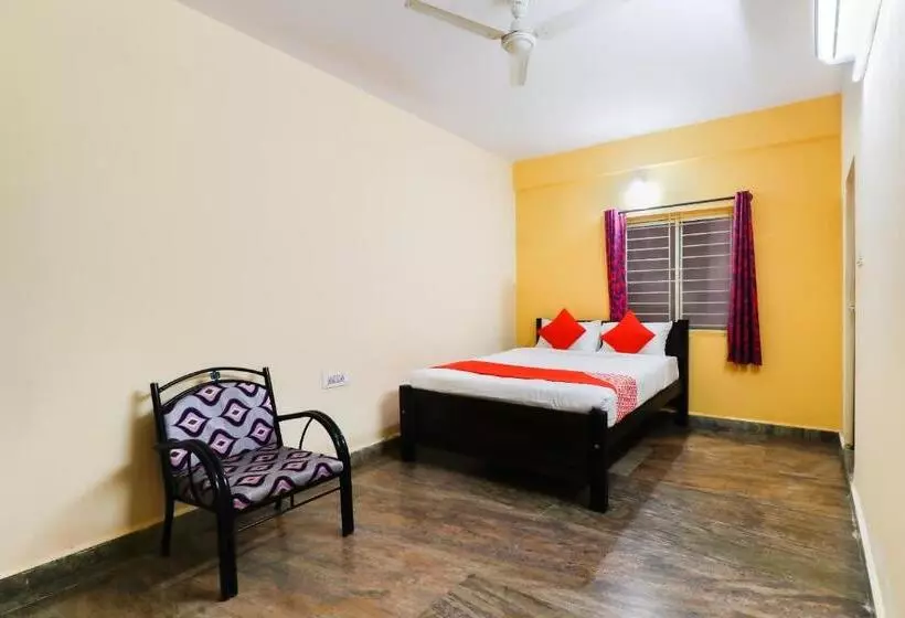Hotelli Oyo 65533 Elite Suites