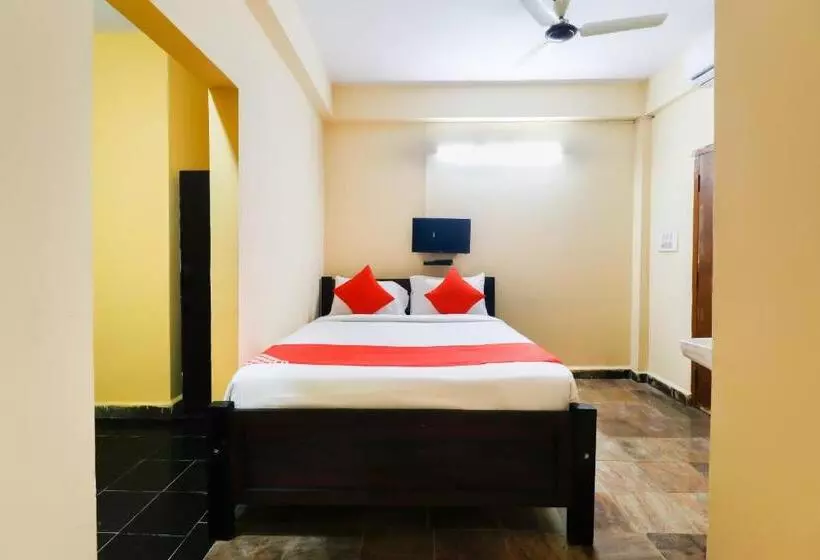 Hotelli Oyo 65533 Elite Suites
