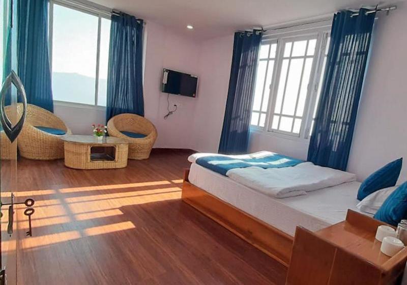 ホテル Arms Near Sumi Boys School