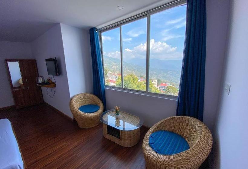 ホテル Arms Near Sumi Boys School