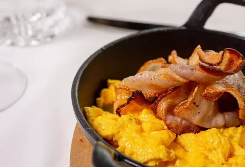 ホテル Castello Bonaria Wine & Spa Resort